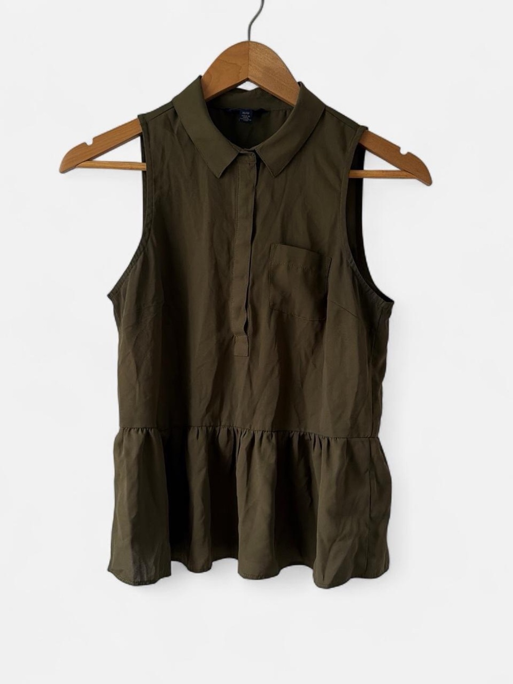 American eagle Olive green sleeveless blouse XS